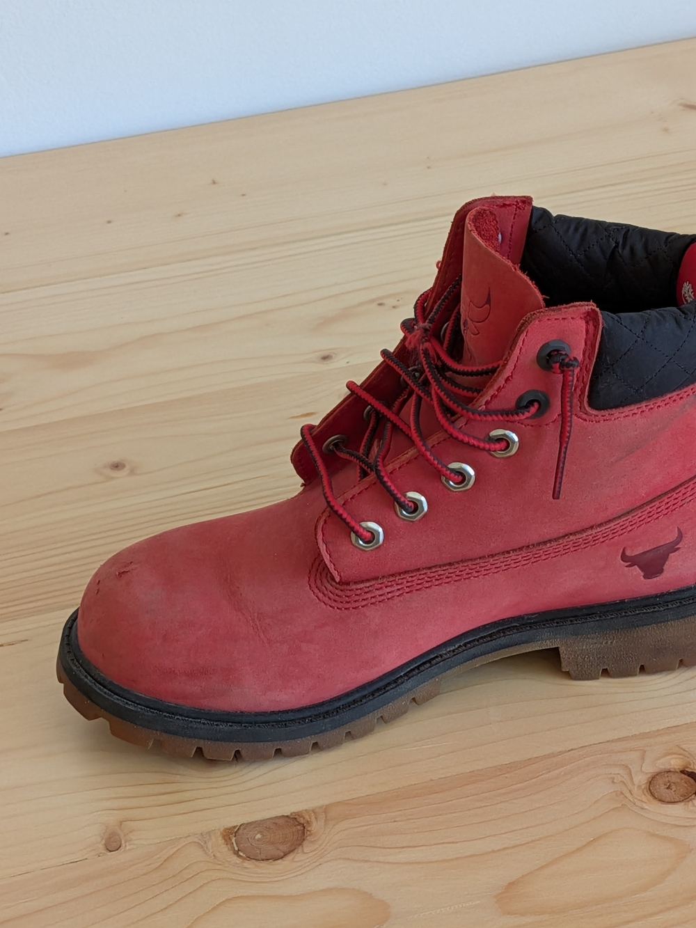 Timberland Red Kids Lace-Up Boots with Embossed Logo - Picture 8 of 10